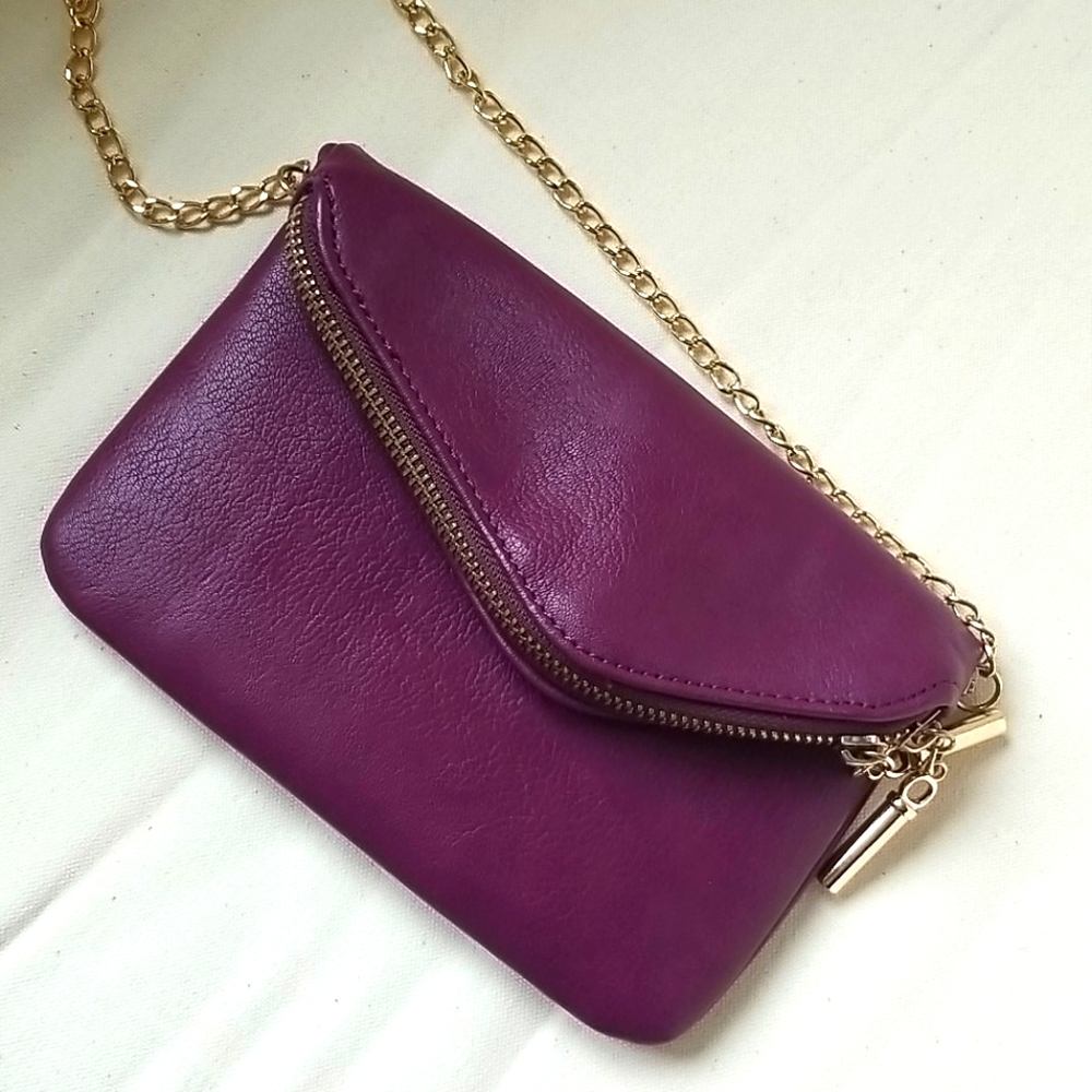 Trending ~Francesca's Small Wallet/clutch purse/accessory~ burgundy/ purple